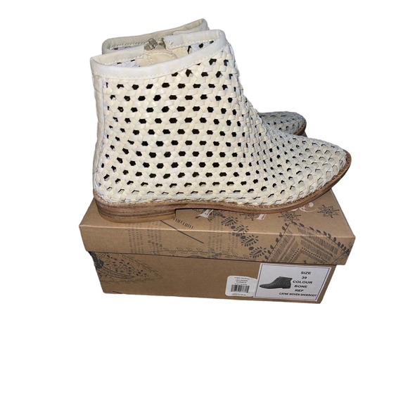 Free People Caine Woven ShoeBoot in Bone Size 9 - Picture 3 of 6